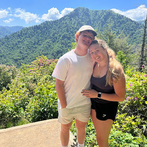 Meet your Posher, Oakley